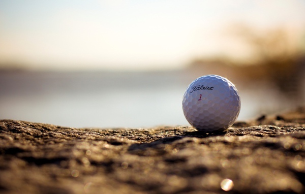 Мяч для гольфа