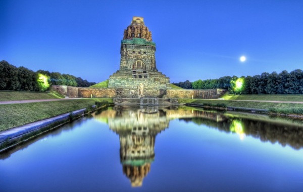 Мавзолей в Лейпциге