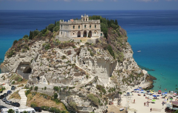 Италия остров Мария