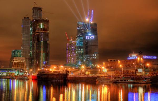 Moscow never sleeps at night