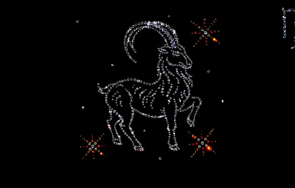 Козерог из драгоценных камней