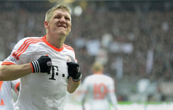 Бавария Бастиан Швайнштайгер забил гол