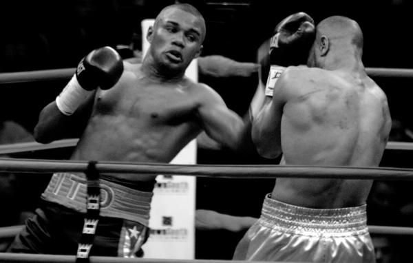 Boxer Felix Trinidad in a middle of the fight