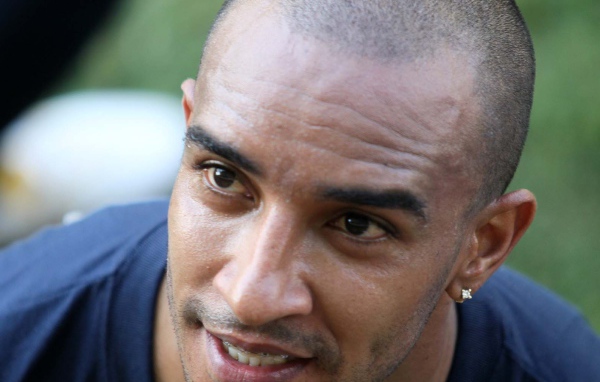 Футбольная легенда Роберто Карлос крупным планом