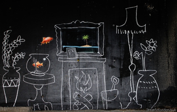 Граффити, уютная комната