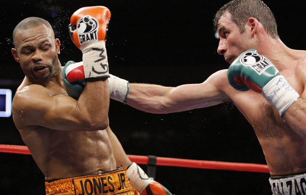 Джо Кальзаге сокрушительный удар