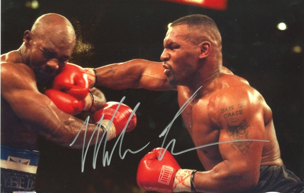 Майк Тайсон в середине боя