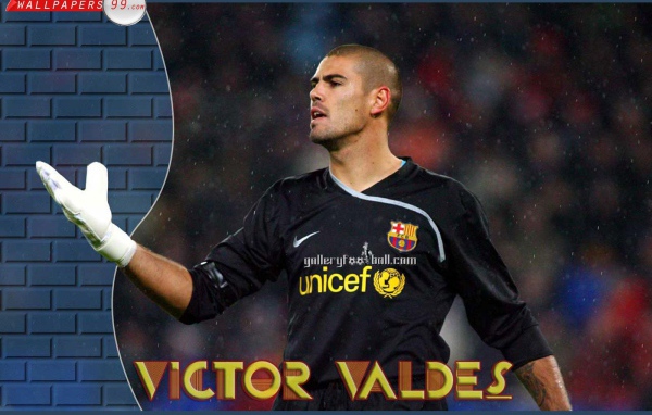  Лучший футболист Барселоны Виктор Вальдес