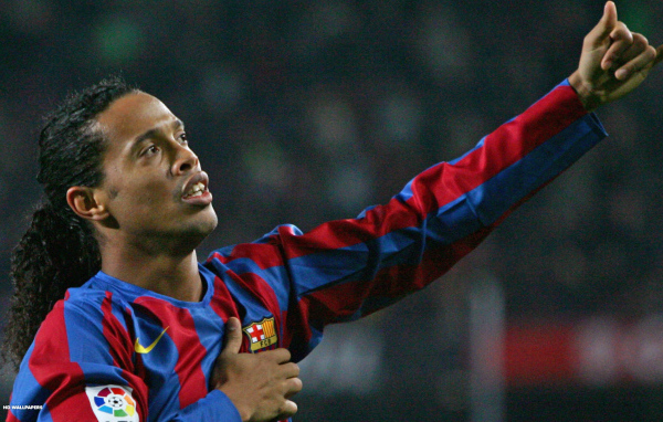 Футболист Атлетико Минейро Роналдиньо после игры