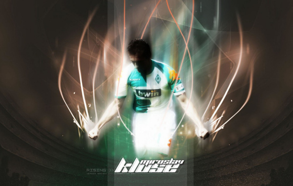  Нападающий Лацио Мирослав Клозе в огне