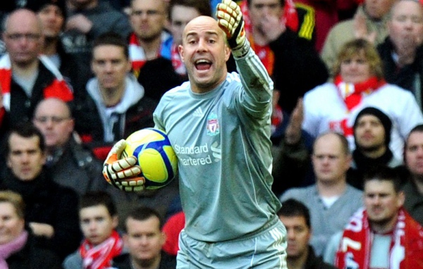 Голкипер Наполи Пепе Рейна