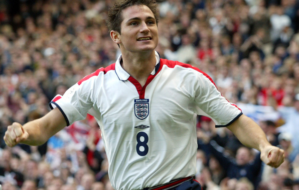 Игрок Челси Фрэнк Лэмпард играл за национальную сборную Англии
