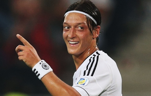 Гордость Арсенала Месут Озил