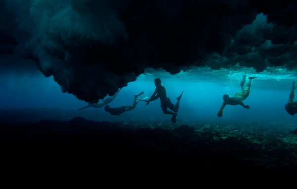 Подводная фотография ныряльщиков