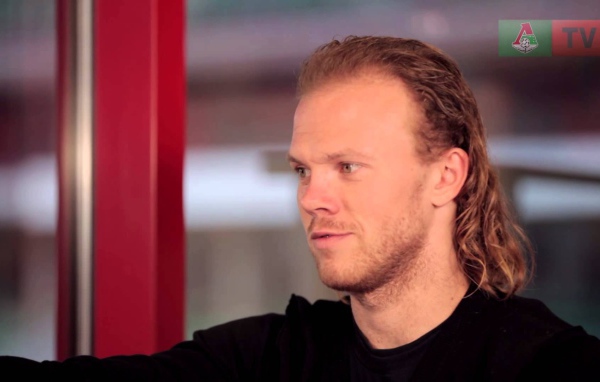 футболист московского Локомотива Виталий Денисов