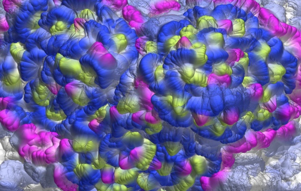 Необычные цветные облака