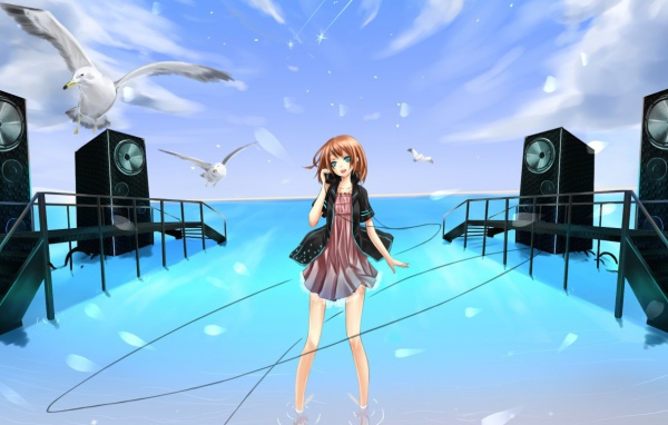 Певица на берегу моря