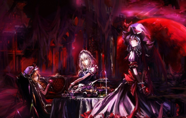 Девушки у стола