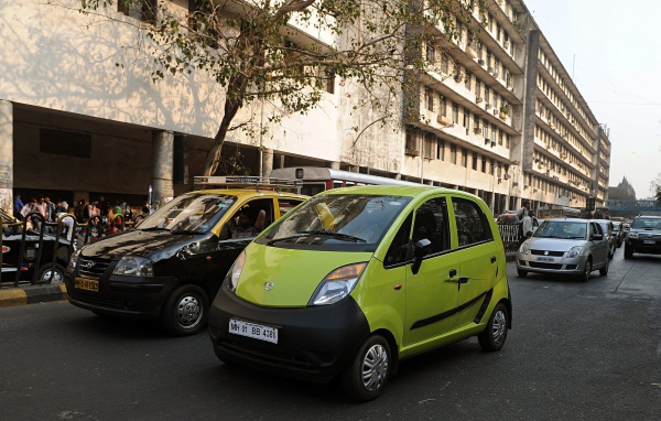 Новый автомобиль Tata Nano 2014