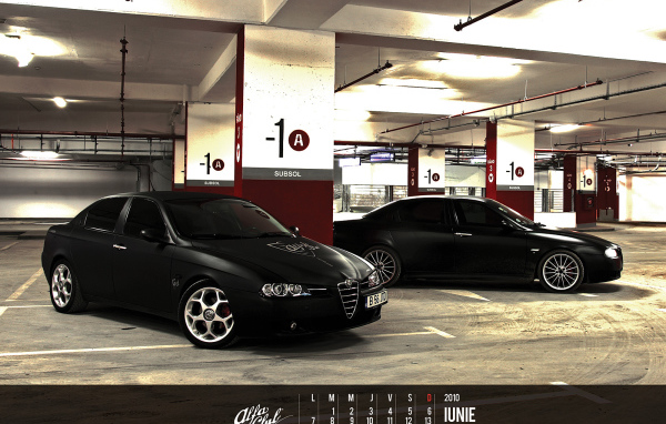 Красивый автомобиль Alfa Romeo 156