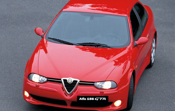 Надежная машина Alfa Romeo 156