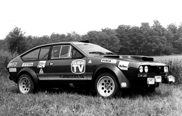 Надежный автомобиль Alfa Romeo alfetta