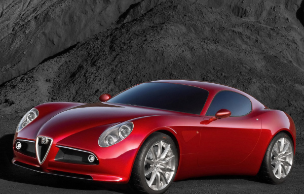 Тест драйв автомобиля Alfa Romeo 8c competizione