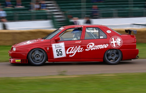 Надежная машина Alfa Romeo 155