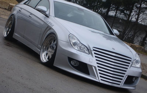 Asma Tavan 2013 на дороге