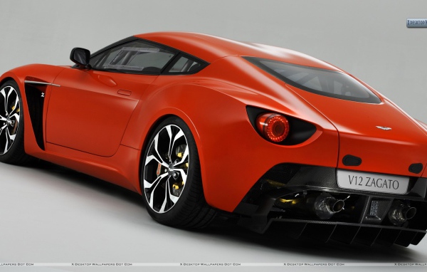 Красивый автомобиль Aston Martin zagato
