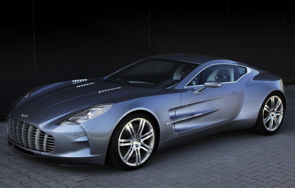 Голубой металлик Aston Martin one 77