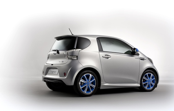 Дизайн автомобиля Aston Martin cygnet