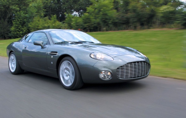 Дизайн автомобиля Aston Martin db7