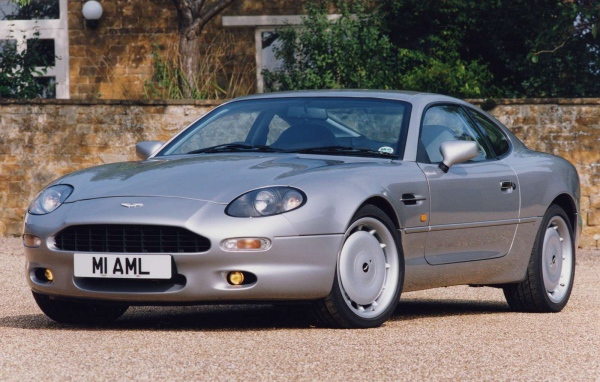 Новый автомобиль Aston Martin db7