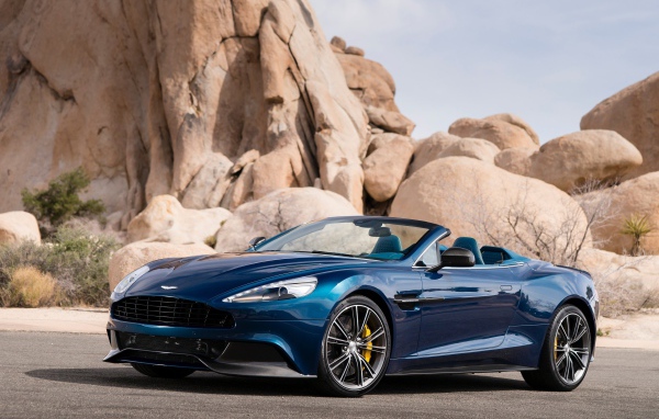 Надежная машина Aston Martin 2014