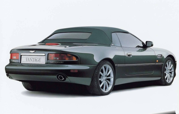 Надежная машина Aston Martin db7