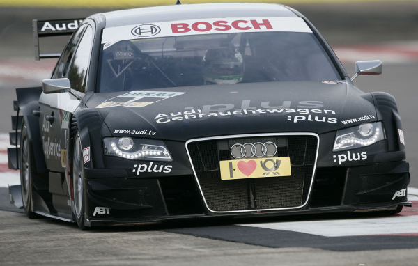 Автомобиль марки Audi модели a4 b6