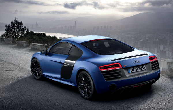 Надежный автомобиль Audi 2013