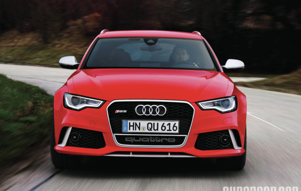 Надежный автомобиль Audi TT 2014