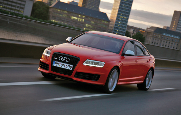 Надежный автомобиль Audi rs6