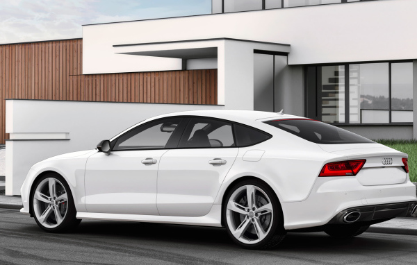Надежный автомобиль Audi rs7