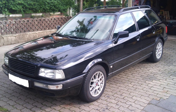 Тест драйв автомобиля Audi 80