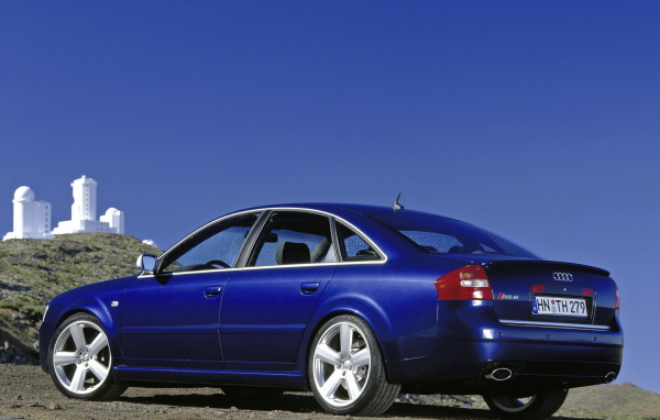 Новая машина Audi c5