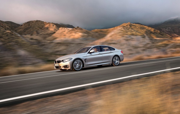 Красивый автомобиль BMW 4-series 2014
