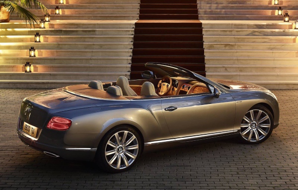Кабриолет Bentley Continental GT