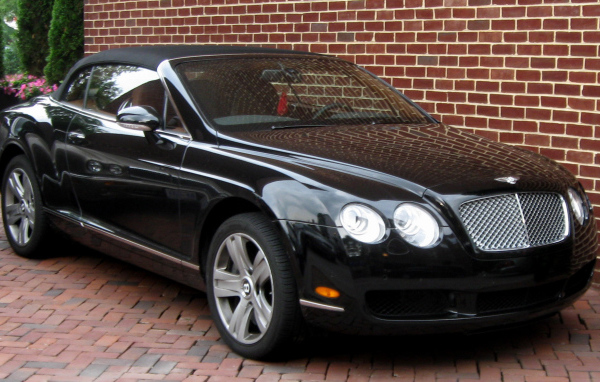 Роскошный Bentley Continental GT