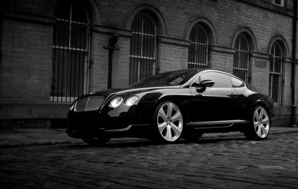 Темный рыцарь Bentley Continental GT