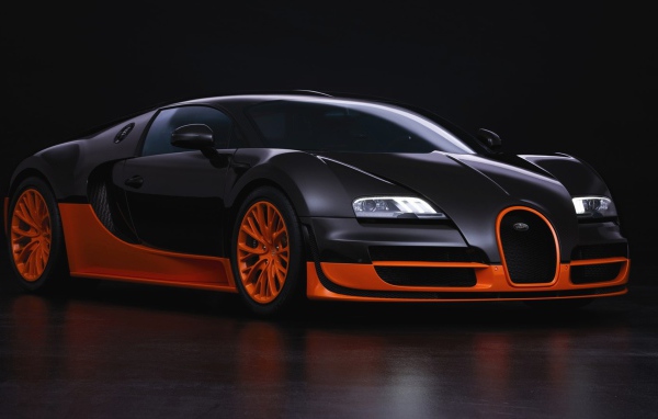 Спортивный Bugatti veyron