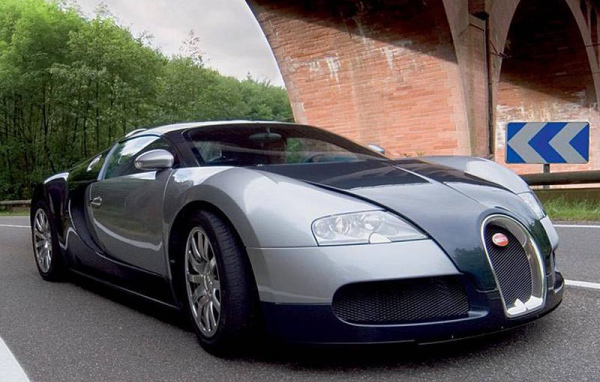 Bugatti Veyron supersport 16.4 у моста