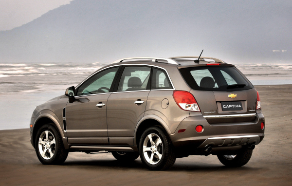 Тест драйв автомобиля Chevrolet Captiva 2014